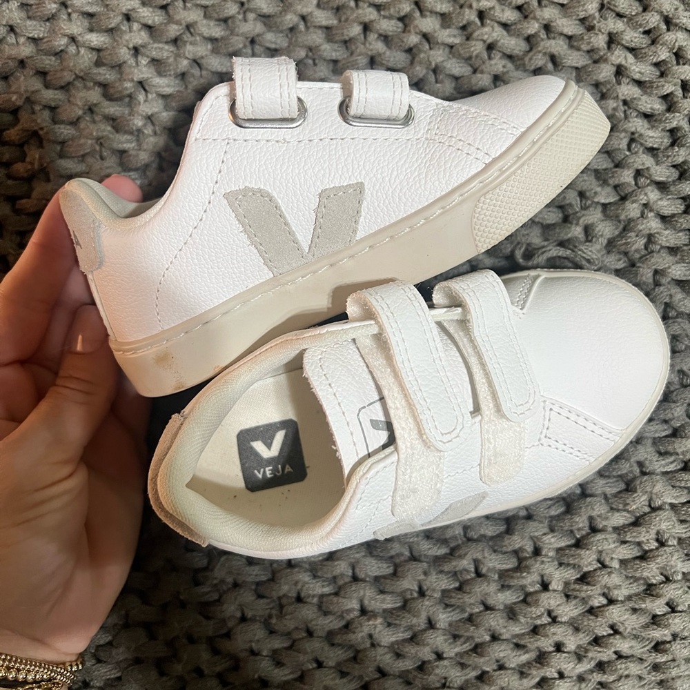 Children’s ESPLAR CHROMEFREE LEATHER WHITE NATURAL
Size 26 US size 9.5